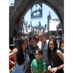 Leungs at Wizarding World of Harry Potter 